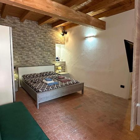 Appartamenti In Centro Storico A 15 Min Dal Lago D'Iseo - Free Wi-Fi - Ac Pallazzolo sull'Oglio Exterior photo